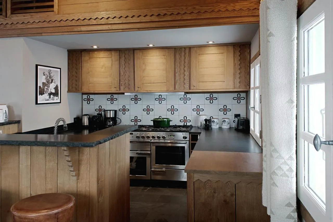 Chalet Du Skieur, Avec Services, Collection Chalets Des Fermes Megève