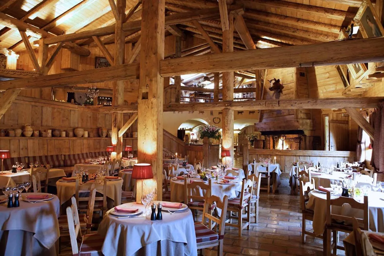 Chalet Du Skieur, Avec Services, Collection Chalets Des Fermes Megeve